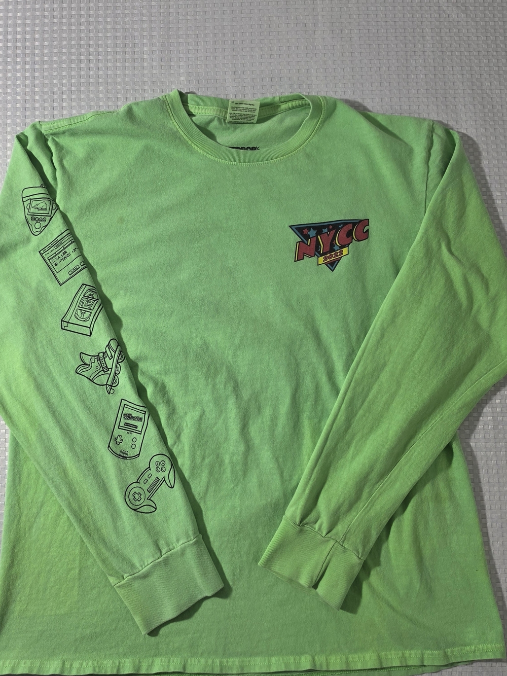 NYCC 2022 Lime Green Retro Long Sleeve Shirt XL
